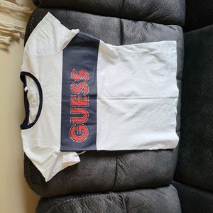 Guess tshirt, like new